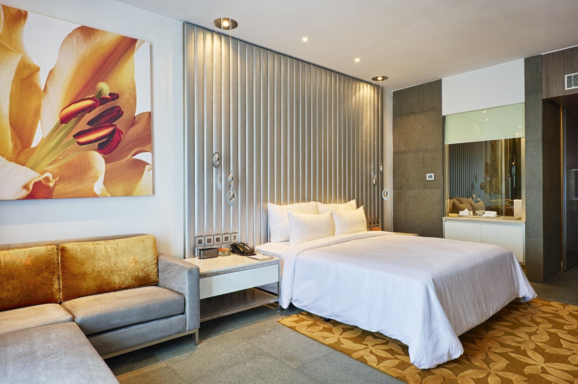 Avasa Hotel Hyderabad Ngoại thất bức ảnh