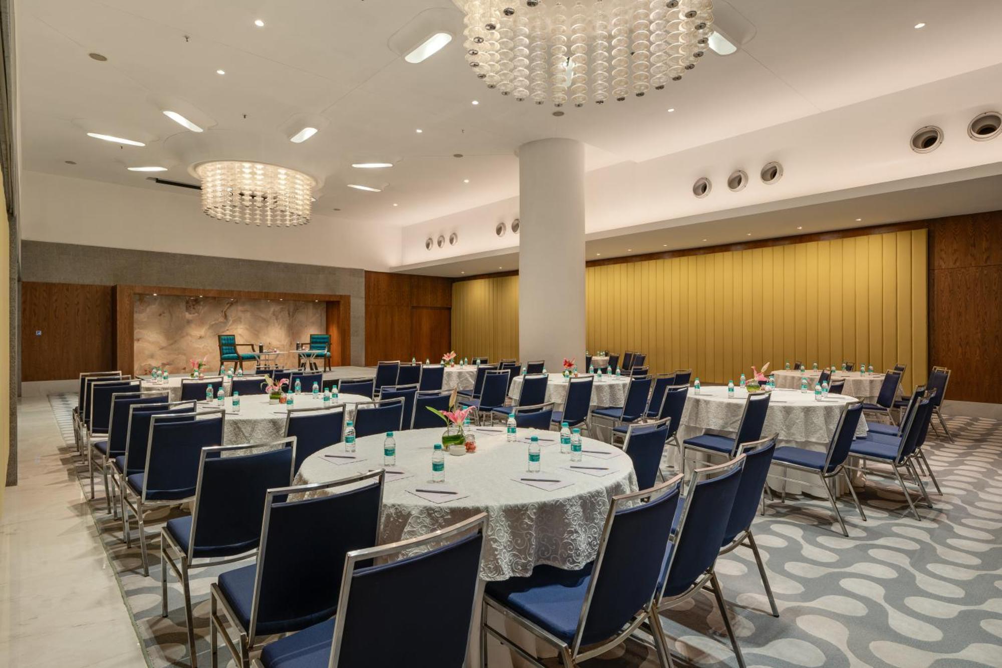 Avasa Hotel Hyderabad Ngoại thất bức ảnh