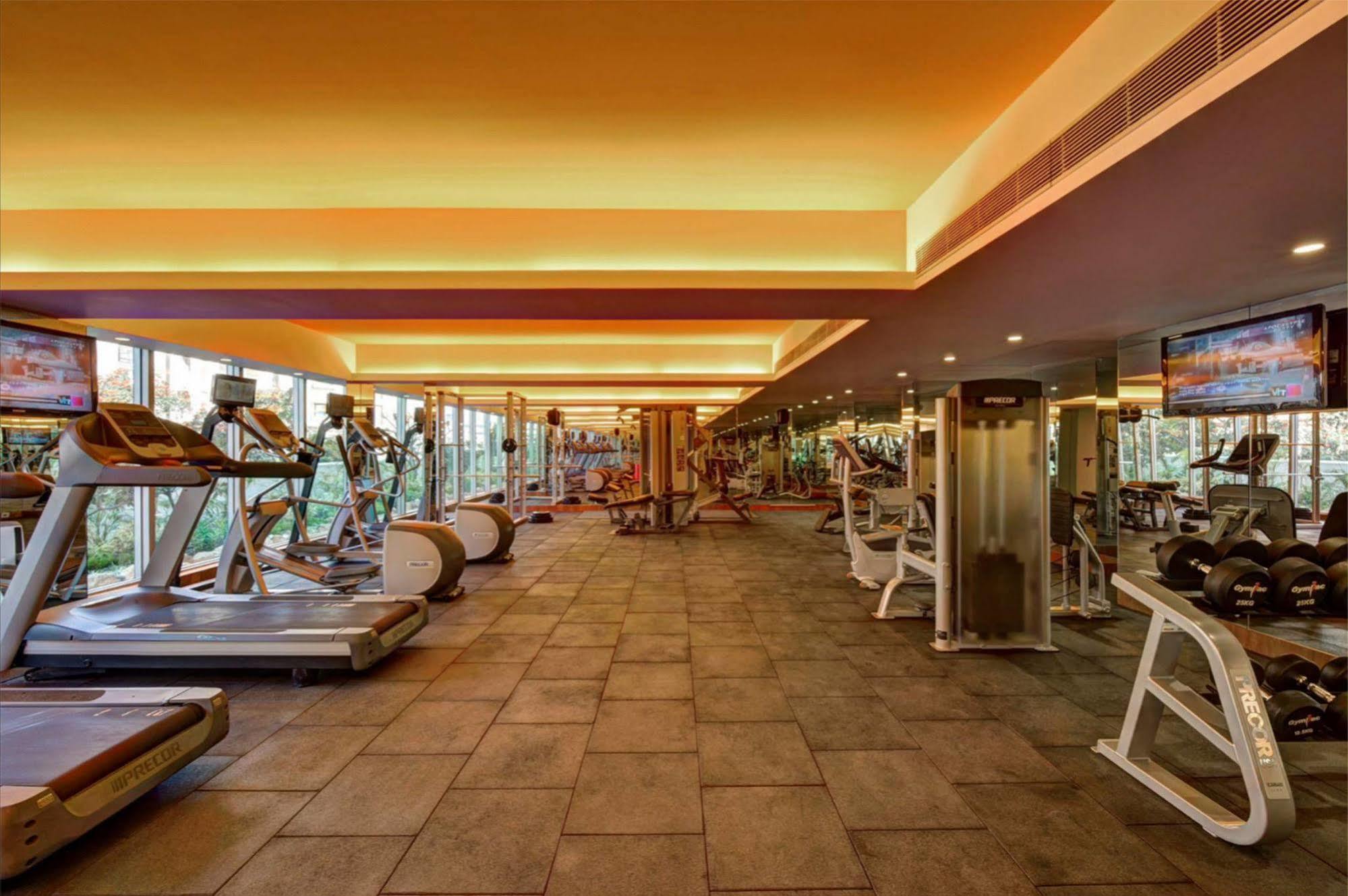 Avasa Hotel Hyderabad Ngoại thất bức ảnh