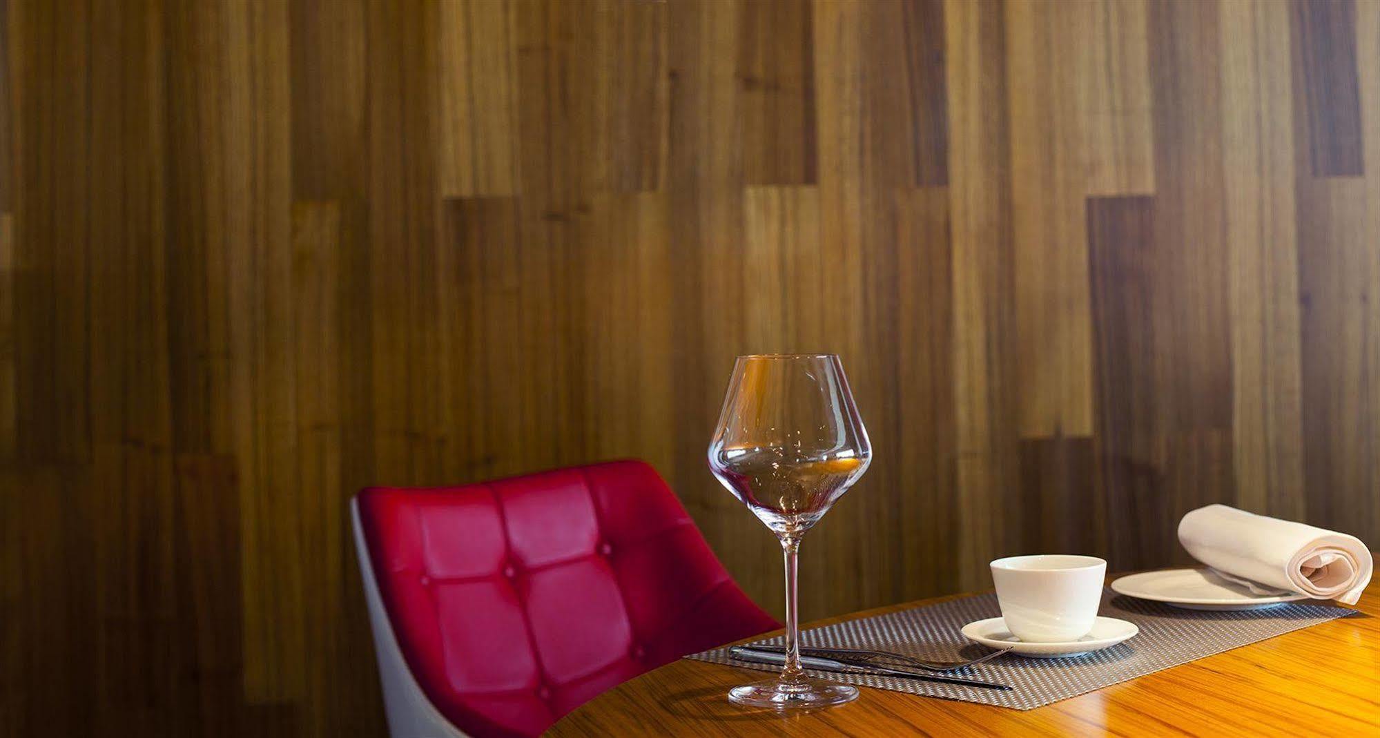 Avasa Hotel Hyderabad Ngoại thất bức ảnh