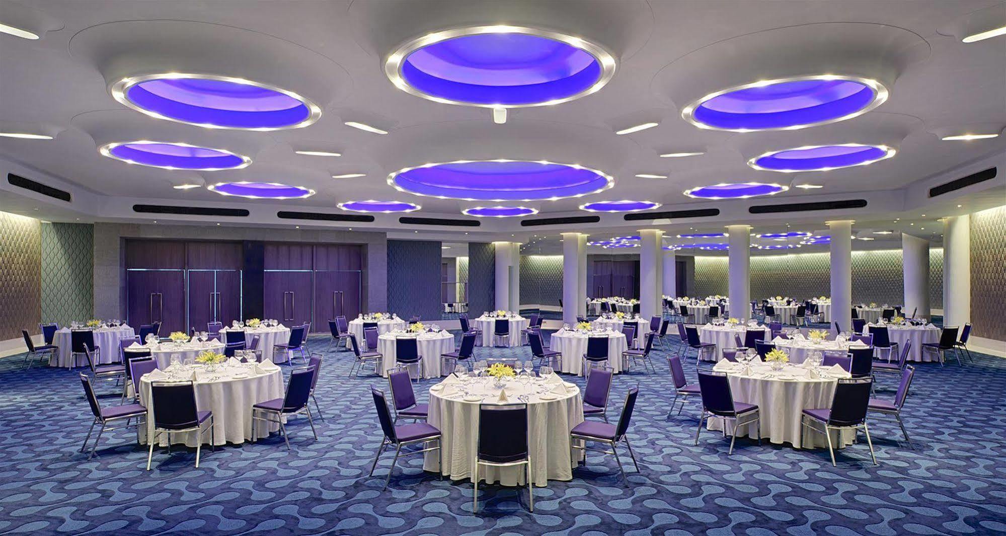 Avasa Hotel Hyderabad Ngoại thất bức ảnh